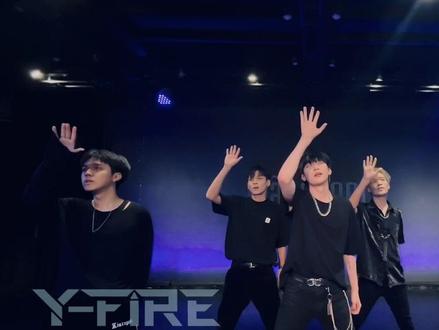 王炸总是要留在最后登场~最后一波#练习室 #mama 送给大家!你们的DNA动了没?#wif5ve #男团