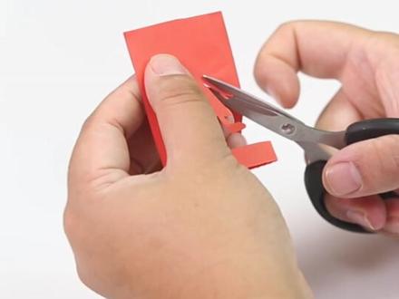 剪纸教程—小猪佩奇🐷 hi 我是佩奇 这是我的哥哥乔治~@抖音小助手