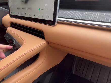 23款极氪001自带32G存储空间,内存卡暂时无法生效!可以等功能更新后再买~ #极氪 #极氪001 #行车记录仪 #内存卡