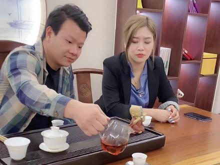 广东人的茶桌礼仪!你们家乡是一样吗?