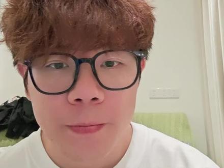 酷态科CP风扇PLUS使用总结 总结两个点
风速:风速降温、吹人完全没问题!非常给力的一款吹人小风扇!
噪音:对于安静的室内环境来说,即便1档也会有点吵。对于嘈杂的室内或者是室外的环境,没有什么感觉。
当然,高速风扇声音都不会小!
续航:特别特别长,1-2档用一天完全不用有电量焦虑,同时也可以给手机补电,非常实用!
总结,不考虑噪音的朋友,非常推荐入手。
对声音敏感的朋友建议观望其他的产品。#创作者扶持计划 #酷态科 #酷态科CP风扇PLUS #米家 #小米