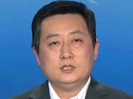 新国标电动自行车能带小孩吗?中国电子技术标准化研究院安全技术研究中心何鹏林回应:新国标对于车座的规定与2018版完全一致,允许在后衣架上安装儿童安全座椅,消费者可根据需求去选购。(来源:央视新闻)#新国标电动车