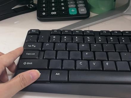 #打工人的专属键盘 已经掉漆了🙃