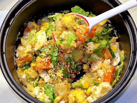 又吃了土豆泥生菜沙拉~#土豆泥生菜沙拉 #自制减脂餐 #宿舍小锅美食 #懒人美食 #抖音美食推荐官