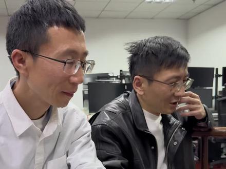 梁文锋4000点魔鬼步伐
炸板率最高的一天,亏成大曾子