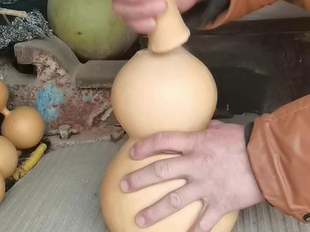 酒葫芦制做全程,在这里说一下纯蜂蜡颜色是发黑色的