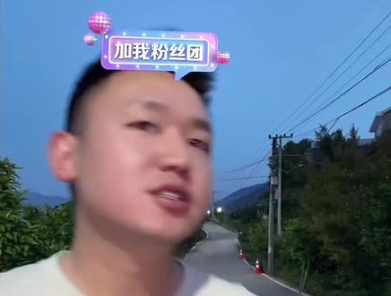 是会有一些人总喜欢把快乐建立在别人痛苦之上,没关系:一百个人口中有一百个我,有人理解是我的幸运,无人理解我就淡定独行。#名模坤 #名模坤直播 #名模坤直播回放