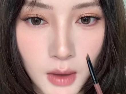 不网感的自然日常卧蚕画法#妆容教程 #化妆技巧 #眼妆