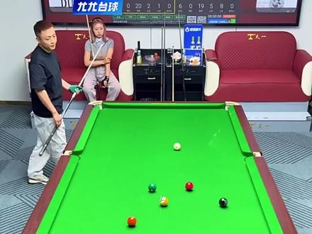 薛珍麒vs史天琪二番战打响,上来就差点给人干爆比分 薛珍麒追分真的只有7.4档吗#追分 #薛珍麒 #九球 #台球是一种生活