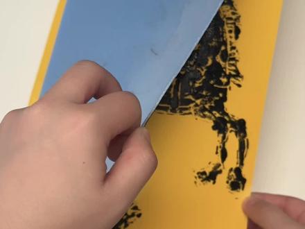 马年非遗儿童版画!带孩子一起玩非遗吧~超简单吹塑纸板就能完成!#抖音生活观察计划 #手工手绘 #版画 #儿童版画 #马年绘画