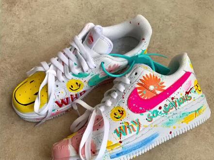 教你如何画权志龙涂鸦鞋 颜料不是丙烯!是美国安格鲁斯哦 最后记得要涂保护剂#想画就画