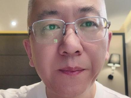 SK海力士市值破1000万亿韩元,存储芯片疯涨背后,国产替代在加速
#存储芯片 #国产替代 #科技股 #AI算力