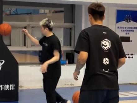 交流系列:开始热身激活 打到最后都是感觉 做任何大量训练都是为了找到他 记住他@2Ru1