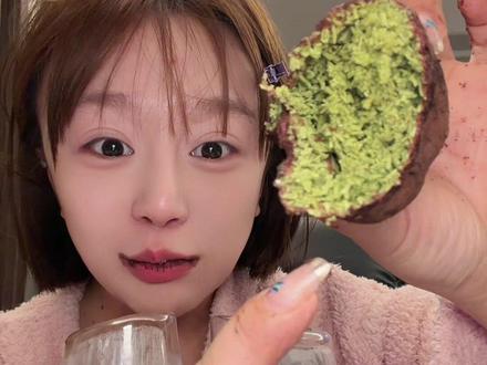 给大家做了加大升级款 并且价格还很低 姐妹们可冲!!~#迪拜软曲奇