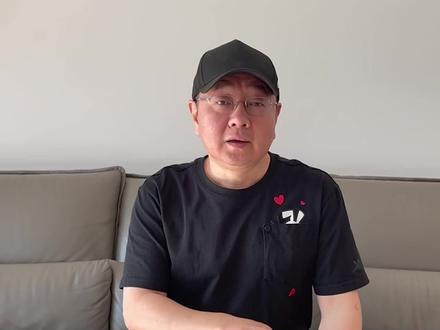 杭州市文化广电旅游局联合都市快报重磅推出2024杭州“十二Yuè”#全民朗读跨年夜 #张绍刚 推荐你这本琅琅上口的好书