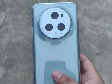 手持荣耀magic5pro用100倍变焦拍月亮!#荣耀magic5Pro