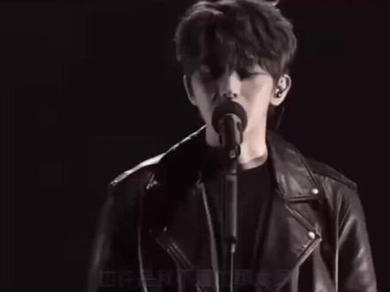 #快乐大本营#蔡徐坤何炅维嘉组乐队 Dont Break My Heart#蔡徐坤#何炅#维嘉@抖音小助手