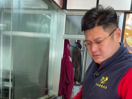 大伙房吃饭就是大鱼大肉伺候您