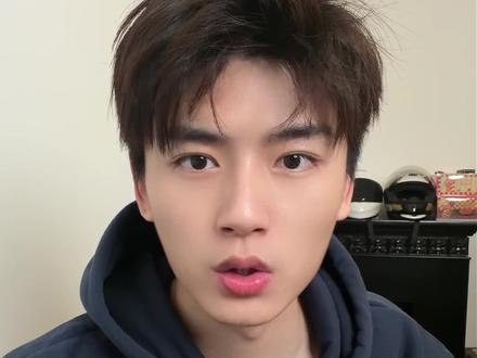 暗恋你的微行为 #暗恋