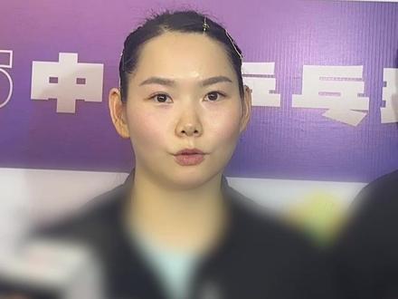 陈熠坚定信念取胜,何卓佳“无限信任”孙铭阳 2025乒超联赛第二阶段第二日晚间比赛,由陈熠、何卓佳、孙铭阳出战的上海龙腾3比1战胜了华东理工大学。#2025乒超联赛