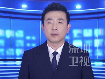 面条厂里“搓飞机”? “三无”产业链藏致命隐患 近日,央视曝光山东邹平一面条厂竟暗藏“飞机手工工作室”。这些无型号合格证、无生产许可、未经适航认证的 “三无飞机”,以 8 万至数十万元售价违规流通。从法律层面看,这已经违反了《民用航空法》,卖家可能面临重罚甚至刑事责任。从安全角度说,用汽车发动机和生锈零件拼凑的飞机,每一次起飞都是以命下注。创新不可逾越法律与安全底线,切勿以生命为赌注。#央视曝光 #三无飞机 #安全警示