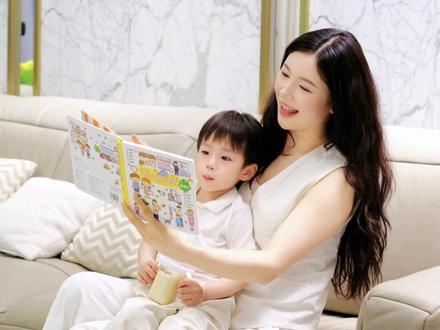 有这对育⼉好搭⼦!你还有什么好焦虑的?#聪明⼩脑袋国宝也可AI#聪明宝宝喝⻜鹤#528中国宝宝⽇#金牌育言家