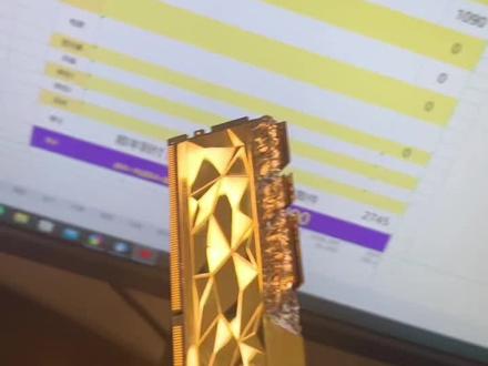 DDR4和DDR5内存
你更喜欢哪款?
#diy电脑 #组装机 #电脑主机配置推荐 #装机 #电脑
