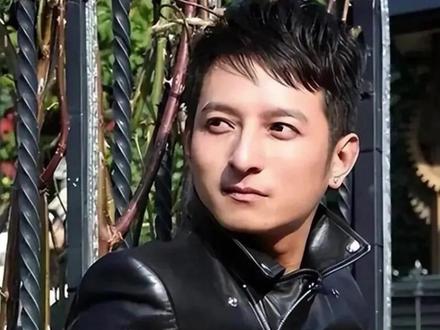 李维嘉正式回归 #娱乐 #热点 #李维嘉 #何炅 #快乐家族