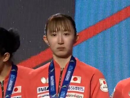 日本女团似乎对银牌并不满意。 #伦敦世乒赛#国乒