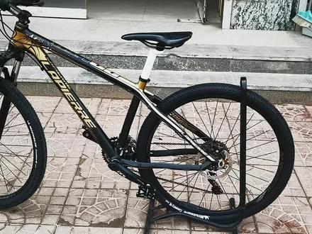 二手拉皮尔山地车,车架二手套件轮组,轮胎,脚踏全新,价格不高!