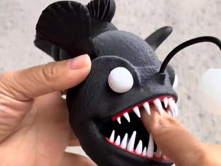 3D打印那不是月亮深海琵琶鱼伸手怪食海者魔王格兰玛雅海怪利维坦#搞怪鲨鱼玩具 #深海琵琶鱼 #3d打印 #摆件 #好物推荐🔥