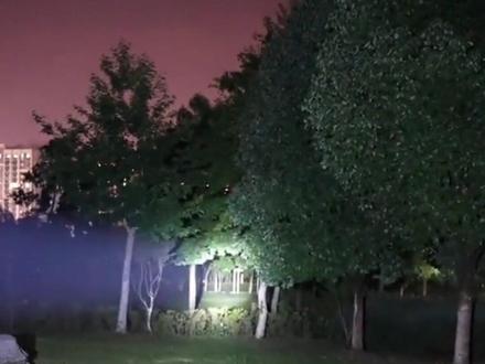 亮度高,功能多,户外人士的宝藏装备#光明大将 #手电筒 #探照灯 #钓鱼 #户外照明