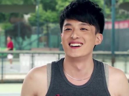 #泰酷辣 性感美女撕衣大赛刚开始,裁判看了就目瞪口呆 #WWE #摔角 #美女 #撕衣大赛 #史黛西