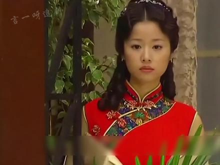 为啥何书桓的父母始终看不上温柔懂事的如萍,却对做歌女的依萍另眼相看?#情深深雨蒙蒙 #经典影视 #因为一个片段看了整部剧