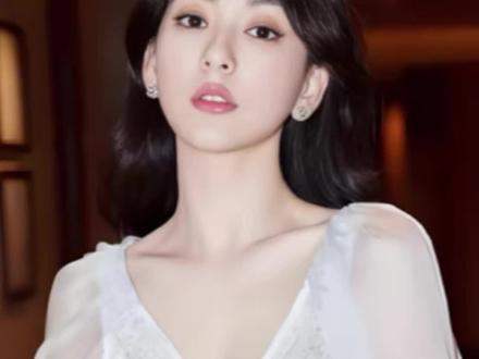 #方媛 全网群嘲的方媛,凭什么牢牢攥住郭富城,婚姻从来不靠美貌全靠清醒?#人物故事 #明星 #郭富城 #明星背后故事