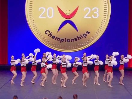 #2023年啦啦操世锦赛 官方正面纯享版。ICU国家杯奥地利🇦🇹花球啦啦操作品鉴赏。决赛最终排名第六。#花球啦啦操 #啦啦操 #比赛现场 #竞技体育