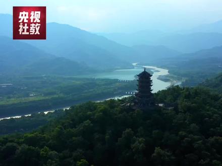 都江堰:跨越2000多年的不朽传奇。