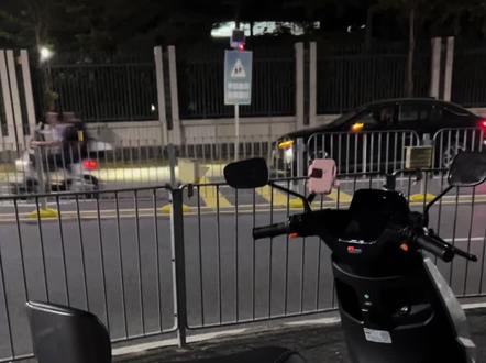 换一个这样的自定义音效怎么样?“哨兵模式已开启,已通知车主监看!””#雅迪T35 #自定义音效 #雅迪智能电动车 #雅迪电动车#智能电动车