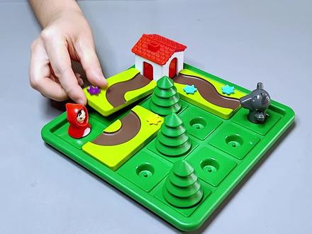 童话主题的小红帽与大灰狼闯关拼图,3岁以上的宝宝可以边玩边训练思维 #启蒙早教 #亲子互动#思维训练 #动手动脑 #益智玩具