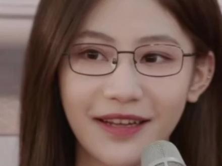 袁一琦是来湖南卫视吃饭的吧
那就热搜预热咯,袁一琦放开了吃,燥候今晚舞台#袁一琦 #袁一琦湖南卫视跨年首秀 #湖南卫视跨年红毯直播 #袁一琦红毯 #袁一琦跨年舞台