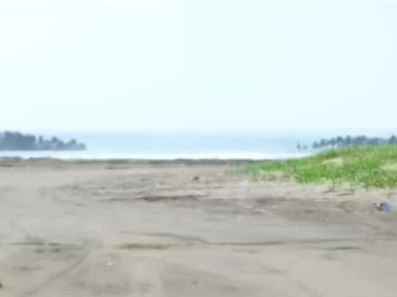 2024 年日劇《麻辣教師 GTO Revival》是 1998 年夏季播出的《麻辣教師 GTO》續作,由反町隆史主演,改編自藤澤亨的同名漫畫,講述前暴走族成員轉身成為高中教師鬼塚英吉,以直率和破天荒的方法解決學生和學校的問題。這部劇在當時以其大型外景拍攝、出乎意料的劇情發展,以及反町飾演的鬼塚角色,引起了廣泛討論,創下了 28.5% 的平均收視率,最終集更是達到 35.7% 的高收視率。
經過 26 年的時光,這部平成時代的熱門劇集將於 2024 年 4 月 1 日,作為關西電視台・富士電視台開局 65 週年紀念特別劇《GTO Revival》回歸。台灣將由 遠傳friDay影音獨家於 4 月 5 日凌晨 12 點上架。《GTO Revival》將延續鬼塚英吉這位不計得失、勇於直言的教師形象,展現他如何用自己獨特的方式關心學生,面對社會陰暗面的問題。
#日剧推荐 #反町隆史 #那些年 #回億