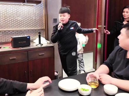 祝你们马年开玛莎,一路发发发#万事顺心#马年发发#歌曲#一路发发发@小晴天~杨子晴