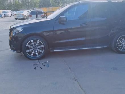 #十一轮胎 #奔驰GLE #固铂at3 #新疆#越野#去旅行