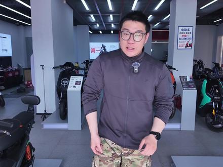 带投屏导航的电动车?你见过吗! 小牛u3智能出行配置拉满!摩托级仪表配置,出行更智能!#小牛电动
