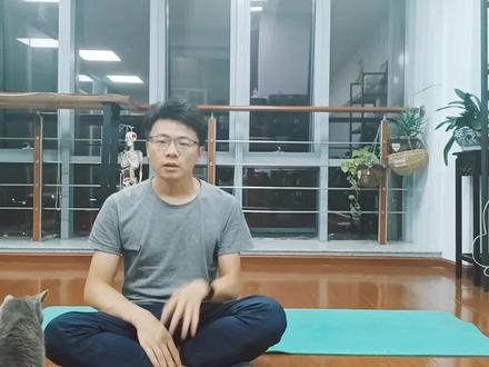手臂发抖无力,是因为小臂过度使用,用精准拉伸,五分钟缓解无力