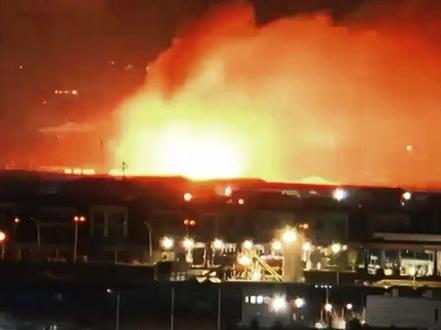 【抖音独家】伊朗真实承诺4全面展开,中东局势彻底引爆 #全球创作者计划 #零基础看懂全球 #时代的荣耀 #伊以冲突 #美伊