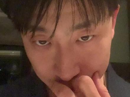 老宫:我应该是走错房间了.这好像不是我家(哈哈哈哈哈哈哈啊哈哈)#情侣日常 #老宫日常 #整蛊男友