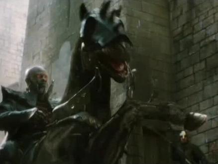 一匹骏马瞬间化为六脚恶魔,还有像岛屿一样大的长翅膀海星