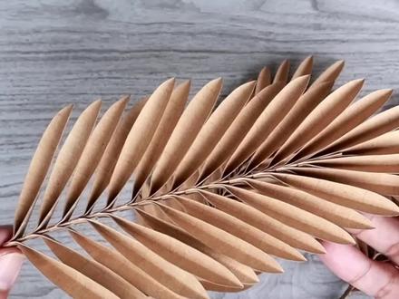 纸板制作逼真的树叶 DIY家居装饰创意纸叶工艺品
#废物利用 #手工 #工艺品摆件 #家居 #叶子手作
@抖音小助手