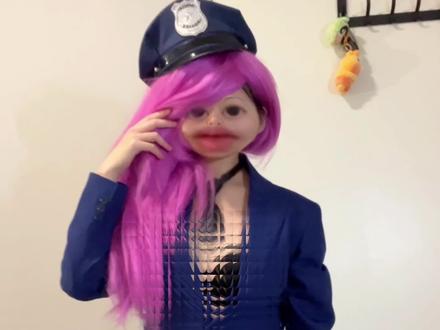 从微商强人到火辣警官只需要像我这样做 快去试试吧!#cos #cosplay #lol #蔚 #cos服